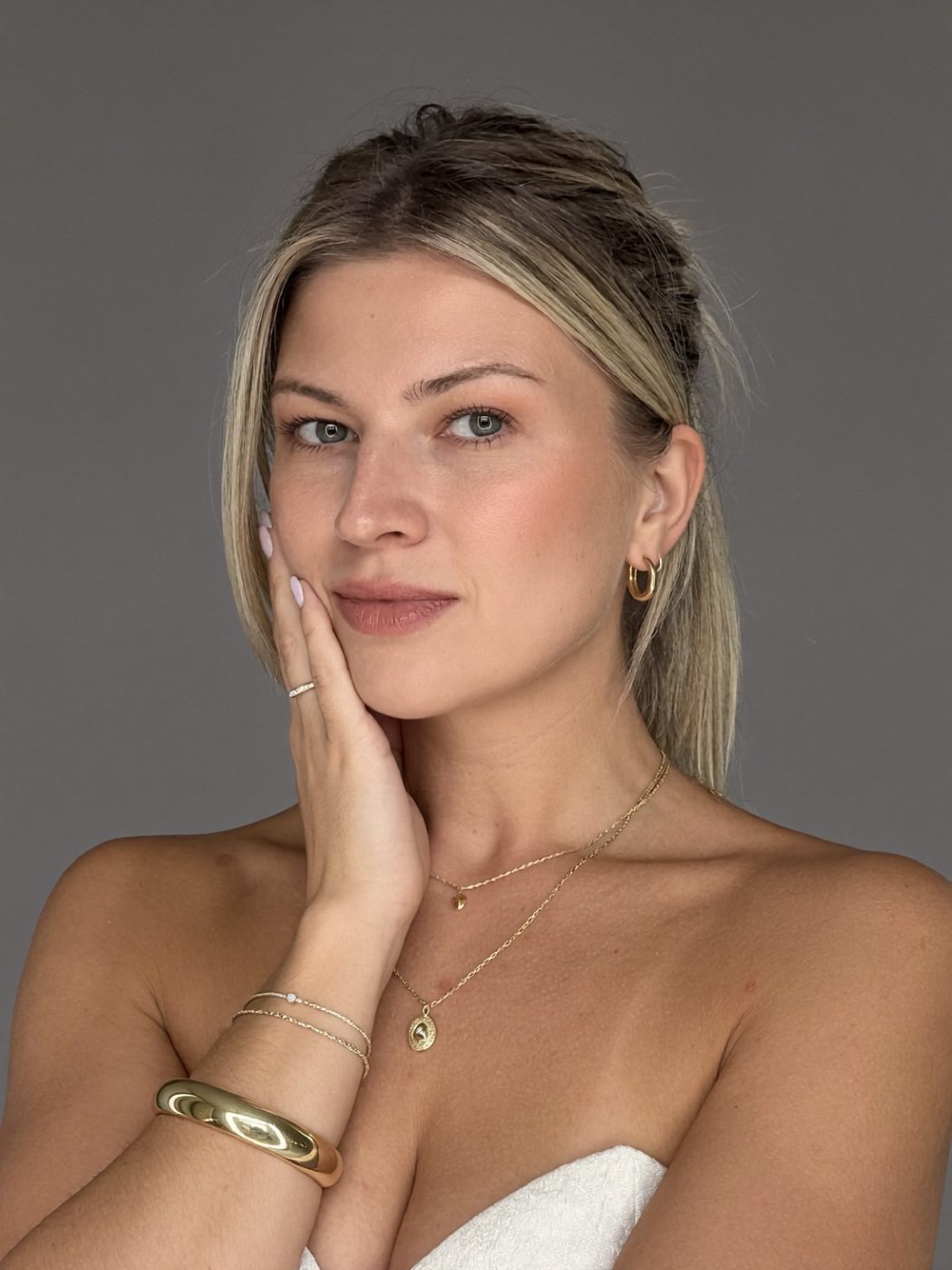 Holly Ruban, permanent makeup artist